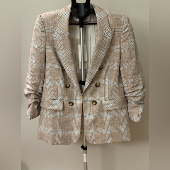 Veronica Beard Beacon Dickey Linen Blazer - Picture 2 of 11